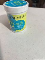Front of jar showing brand, product type, pad count