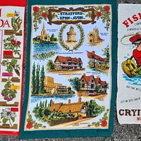 Stratford-Upon-Avon scenic tea towel showing English landmarks