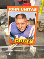 Front of John Unitas 1971 Topps card