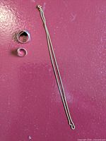 Overall view of two rings and chain