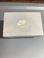 Closed Nike Force 1 box top view