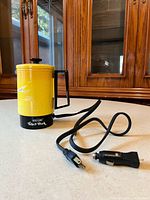 Percolator assembled with both power cords visible