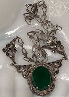 Full necklace with chain and pendant
