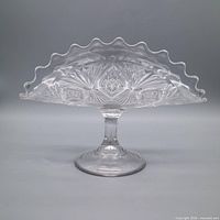 Front view showing starburst pattern and ruffled edge