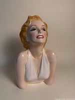 Front view of glazed ceramic Marilyn Monroe bust