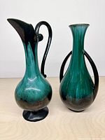 Both vases front view