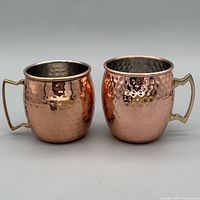 Both mugs front view