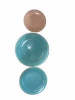 Three colored plates laid out separately to show size comparison and colors