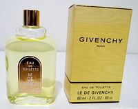 Bottle and box front view showing branding and volume