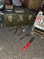 All items together including toolbox, tools and slot machine