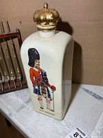 Front view showing Royal Highlander graphic and crown stopper