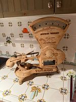 Full view of Toledo countertop scale on tiled counter