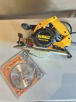 DeWalt circular saw top view with PowerSonic blade pack