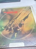 Front of The Howling RCA SelectaVision videodisc sleeve