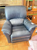 Front view of La-Z-Boy leather recliner