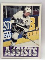 Front of Wayne Gretzky #154 card in protector