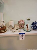 Full lot on shelf showing all decorative items