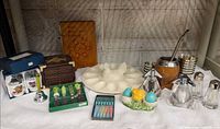 Full lot overview showing majority of items grouped together