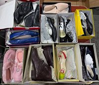 Overview of ten boxed shoes pairs