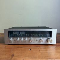 Front view of Kenwood KR-4070 receiver
