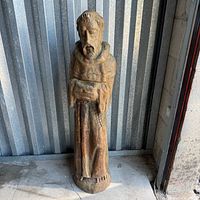 Full view of statue front