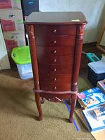 Armoire front view, closed drawers