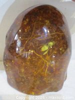Full view of amber chunk front face