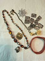 Overview of all jewellery pieces laid out