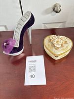 Shoe ring holder and heart trinket box overview