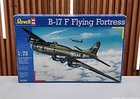 Front of Revell B-17F Flying Fortress 1:72 kit box