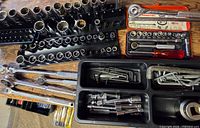 Overview of socket rails, ratchets, extensions, organizer tray