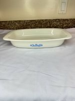 Side view showing Cornflower graphic and dish depth
