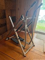 Full side view of Gazelle Freestyle Crosstrainer Pro elliptical glider