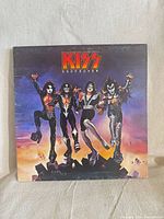 Front cover of KISS Destroyer gatefold LP