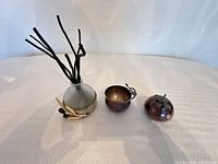 Diffuser vase with ring and two trinket boxes