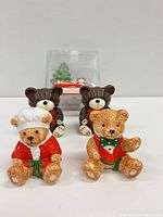 Four loose teddy bear shakers and boxed truck/tree set