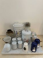 Full group of all kitchenware items on tray