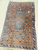 Full view of rug showing overall pattern, color and size