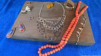 Overview of all jewelry pieces on board