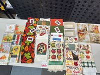 Overview of all towels, napkins, ramekins and plates