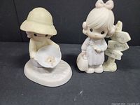 Both figurines front view