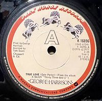Close-up of Dark Horse K 16896 label on Side A showing title, artist, catalogue number, speed and stereo information