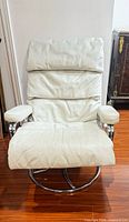 Front view of Ekornes Stressless recliner