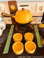 Full set: pot on stand, four bowls, forks, fork box