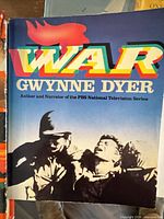 Front cover of War by Gwynne Dyer