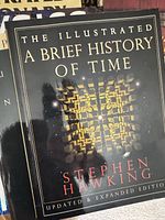 Front cover of The Illustrated A Brief History of Time by Stephen Hawking