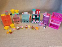 full lot overview with furniture pieces, bowls and figures