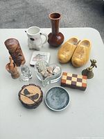 Full overhead view showing all tabletop decor pieces together