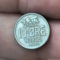 obverse showing bee design and denomination 10 ØRE NORGE 1962