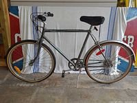 Full side view of grey Supercycle Commuter bicycle